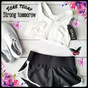NWT Bali sports bra